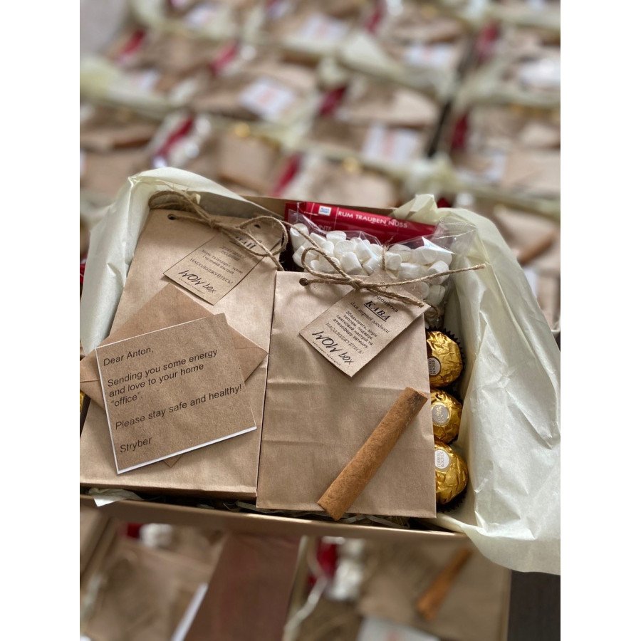 Подарунковий набір з кавою, чаєм та солодощами №503