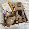 подарунковий набір кавовий з солодощами з чашечками