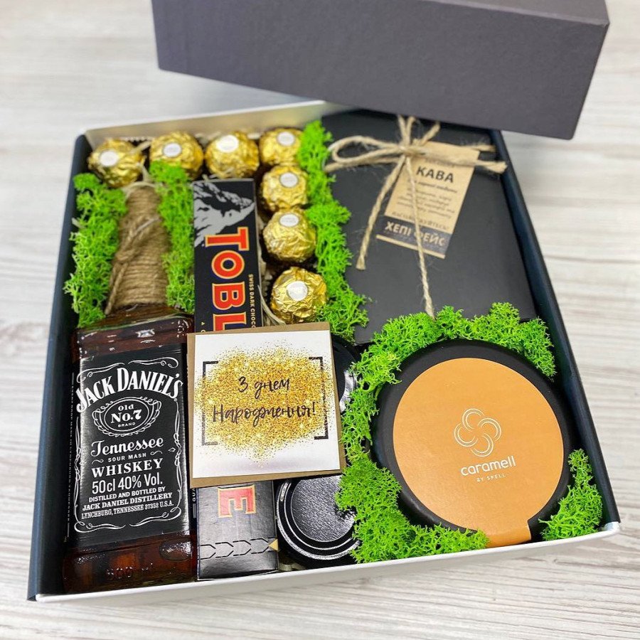 Подарунковий набір чоловіку з крафтовим шоколадом №24460