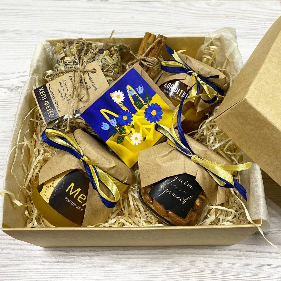 Подарунковий набір "Для тебе тільки ласощі" № 220