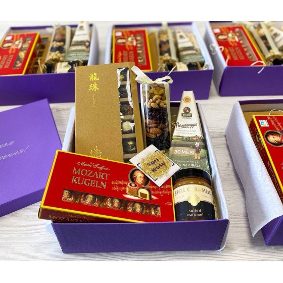 Набір китайських пуерів в подарунковому боксі №26130