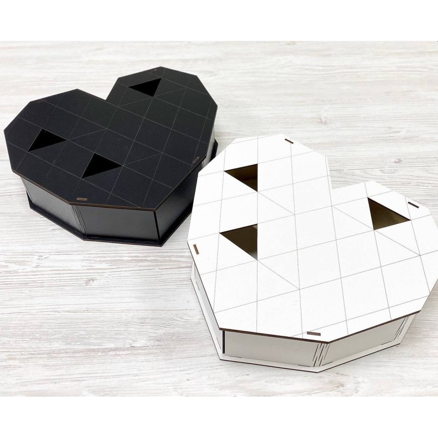 Fragolino з солодощами та ароматною свічкою №26165