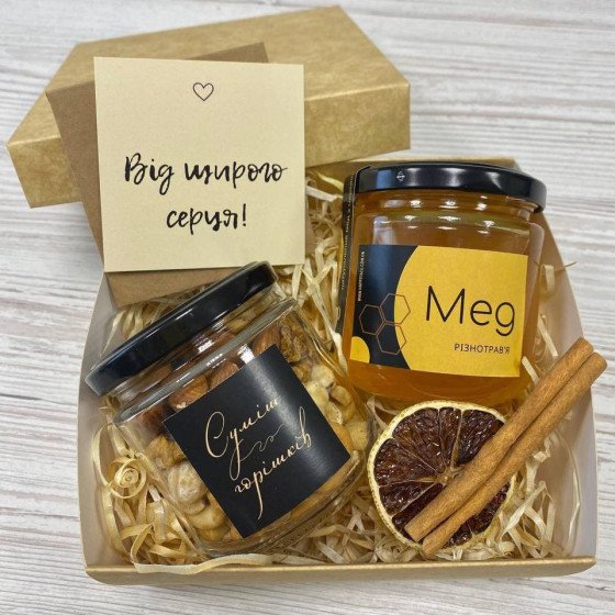 Боксик з медом та горішками №26175