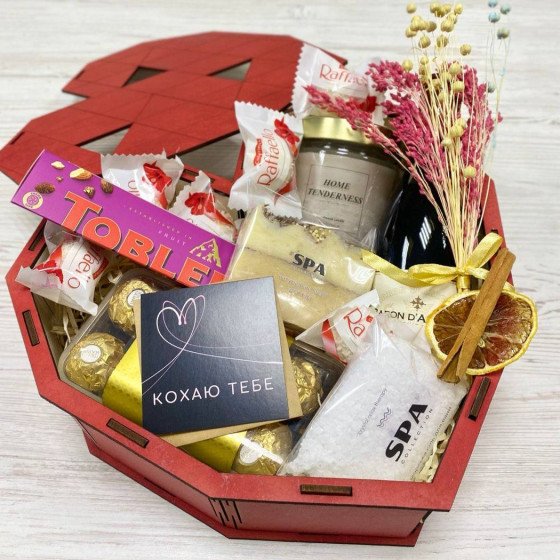 Сереце з пляшечкою вина 250 мл