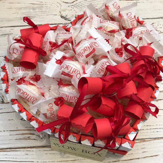 Шоколадне серце з кіндер і Рафаель